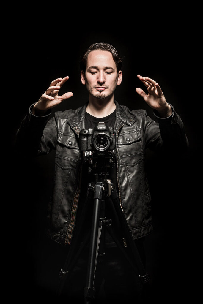 (c) Christian Novak